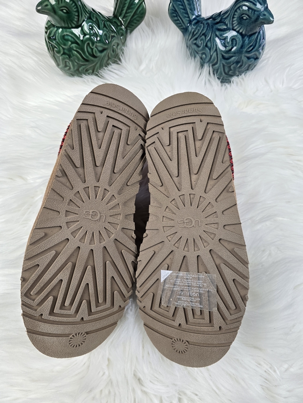 Ugg Tazman Slippers Size 8 ( Mislabled A Size 6) - Picture 6 of 16